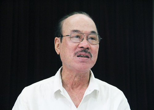 Nhạc sỹ Cát Vận mơ thanh bình sóng biển Việt Nam